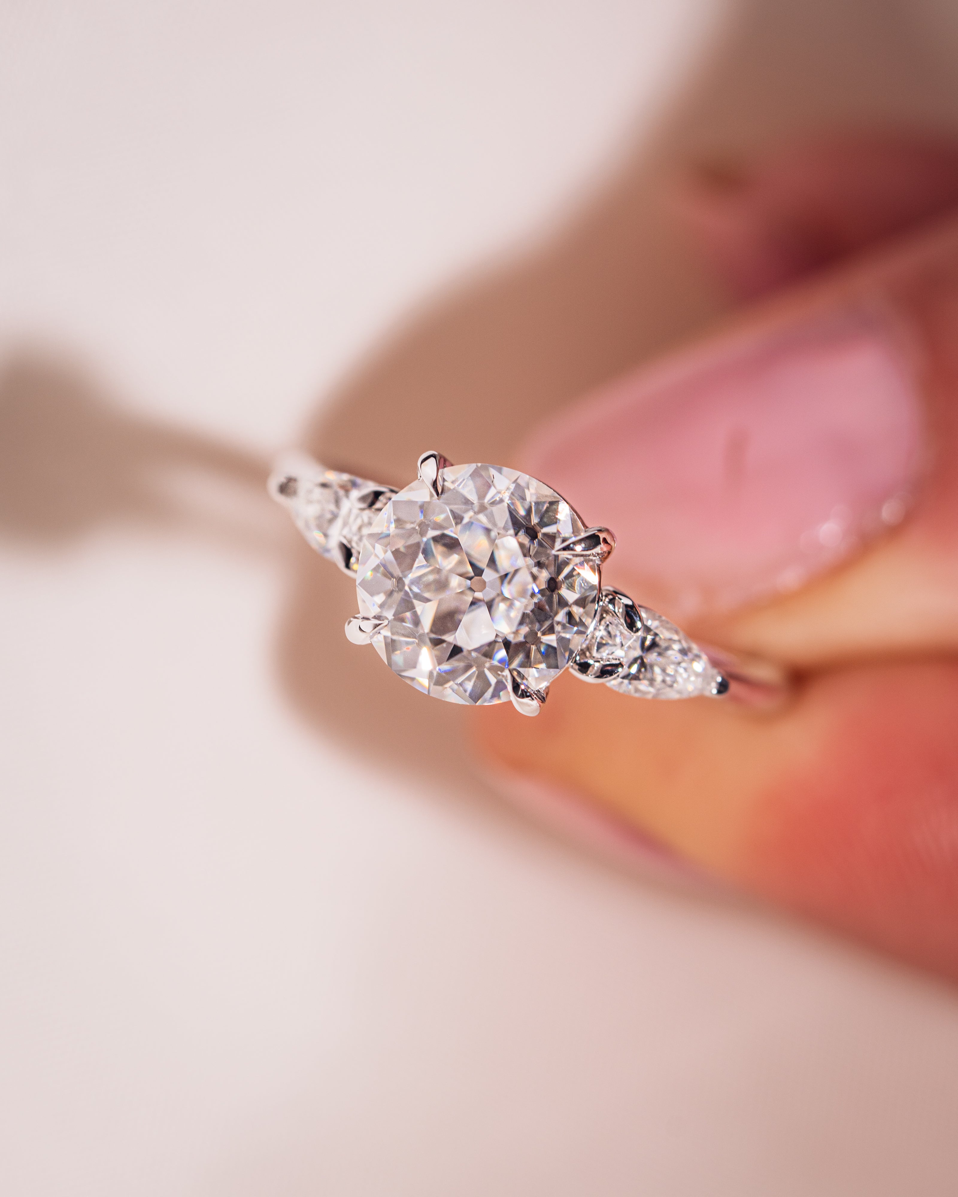 Nicola - Rond & Peer | Zilver