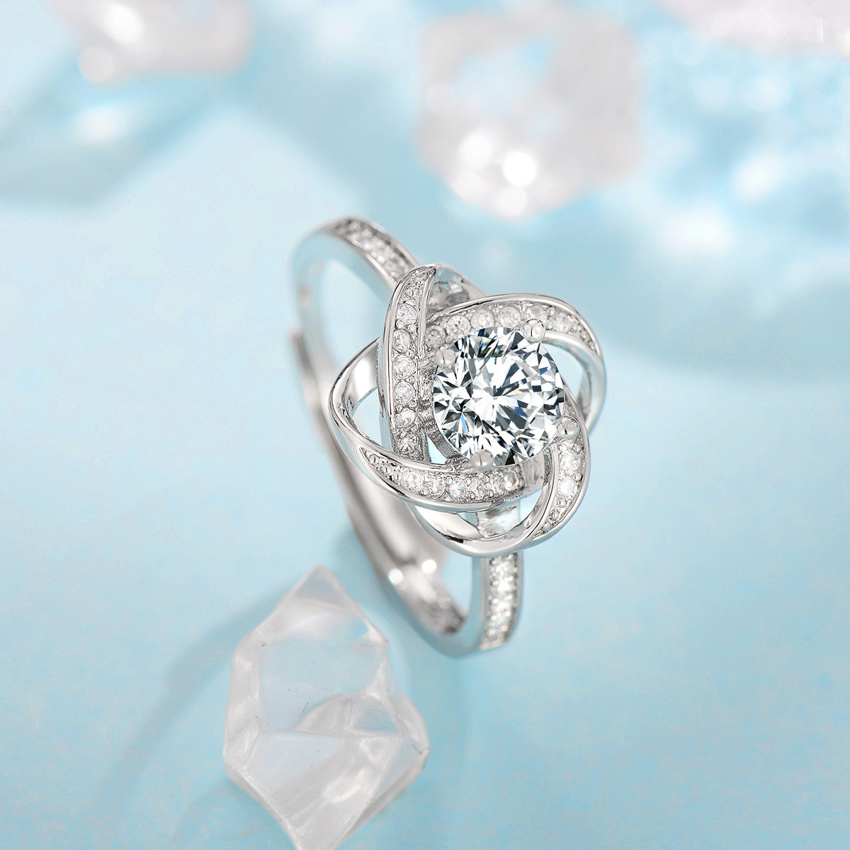 Fleur de Givre klaver knoop gezet | witgoud 16k