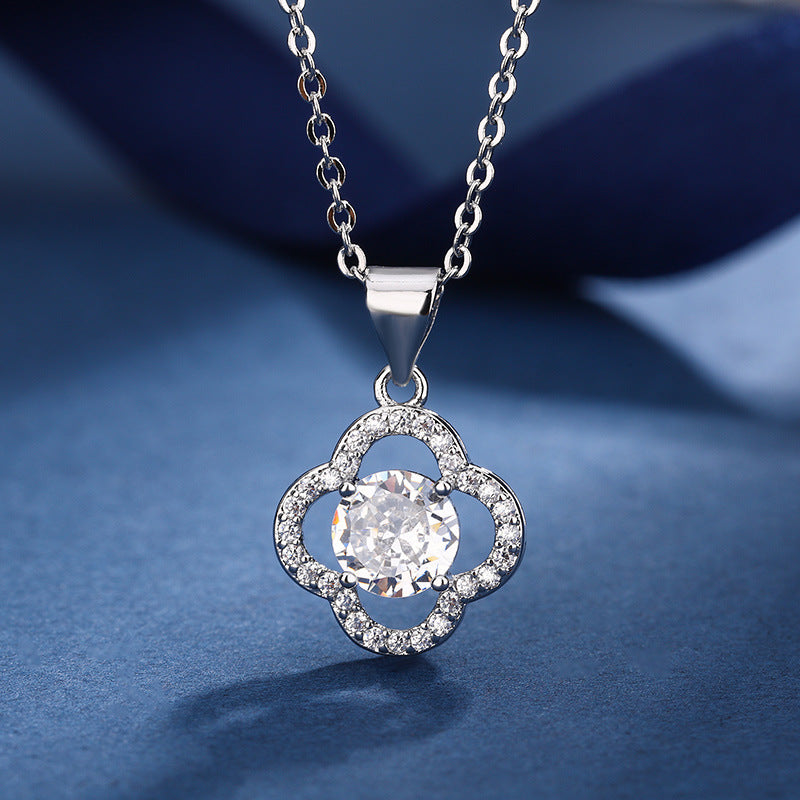 Aria Klaverblad Bedelset | Witgoud 16k