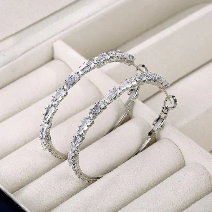 Camilla Vestalia oorbellen | Witgoud 18k