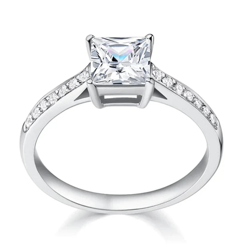 Leontina Gualtieri ring | witgoud 18k