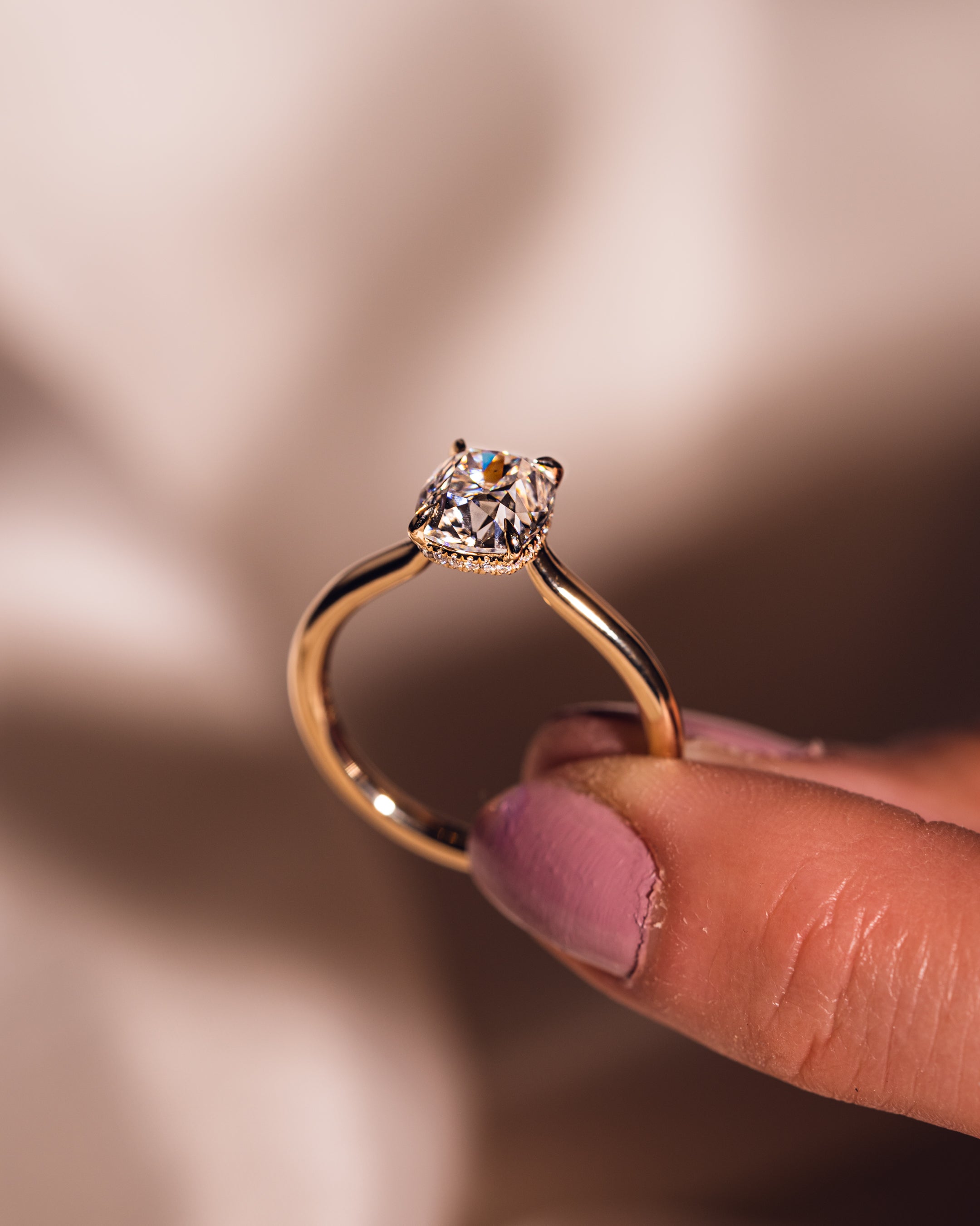 Jasmijn - Langwerpig kussen | Goud 18k