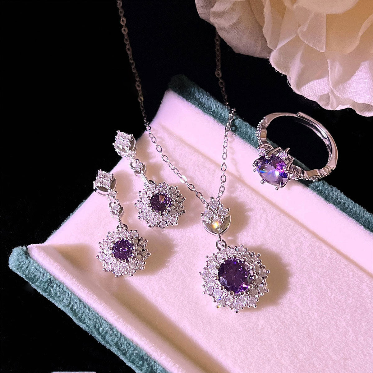 Livia Amethnaagel Set | witgoud 16k
