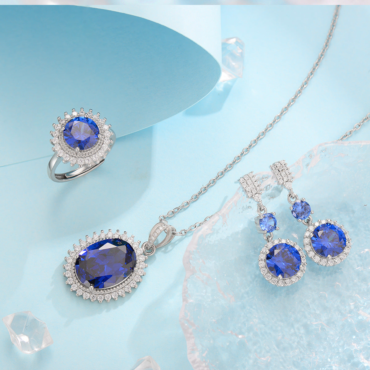 Aurielle Solwyn Blauwstel | Witgoud 16k