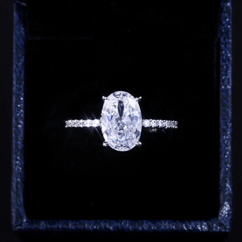 Benigna Pavesi ring | witgoud 18k
